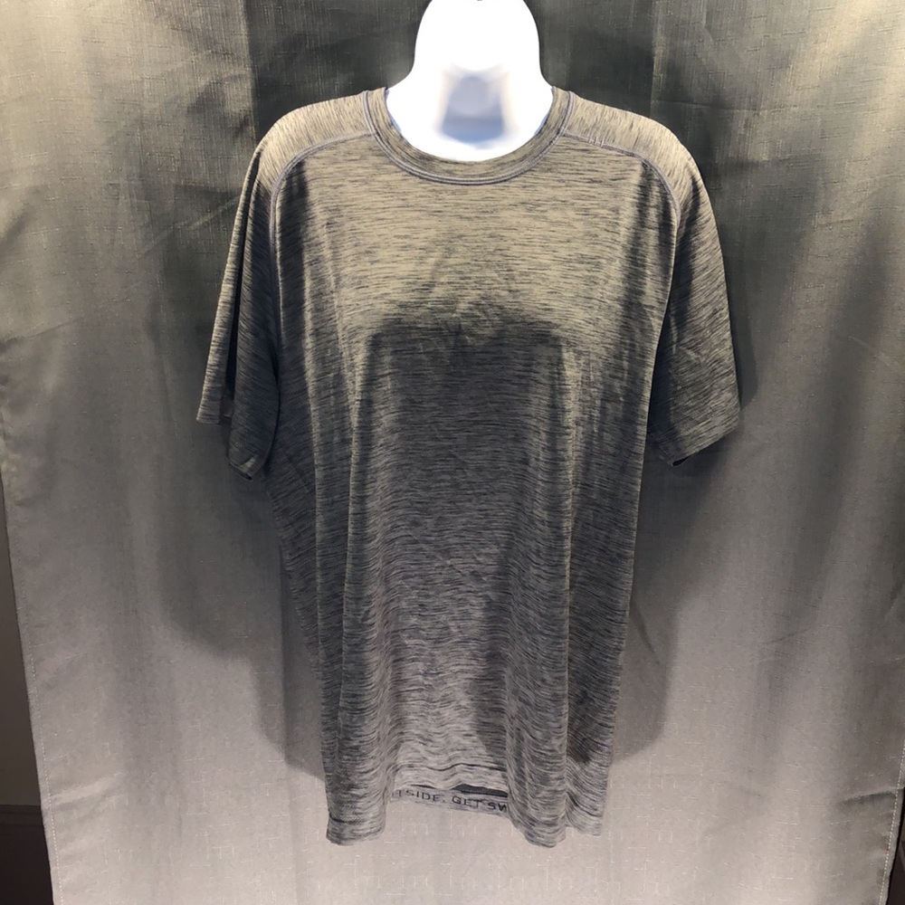 lululemon athletica Gray Short Sleeve Tee